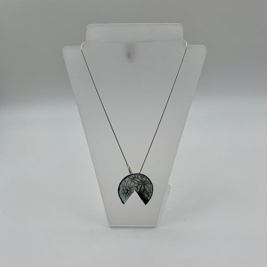 Flower Pendant 2023