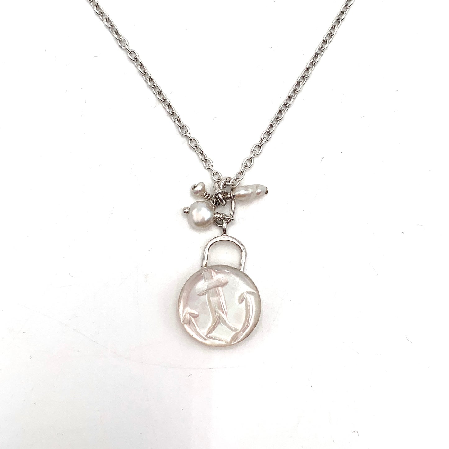 SS Carved Anchor MOP Necklace