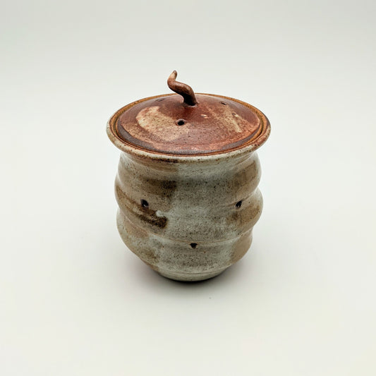 Shino Garlic Pot