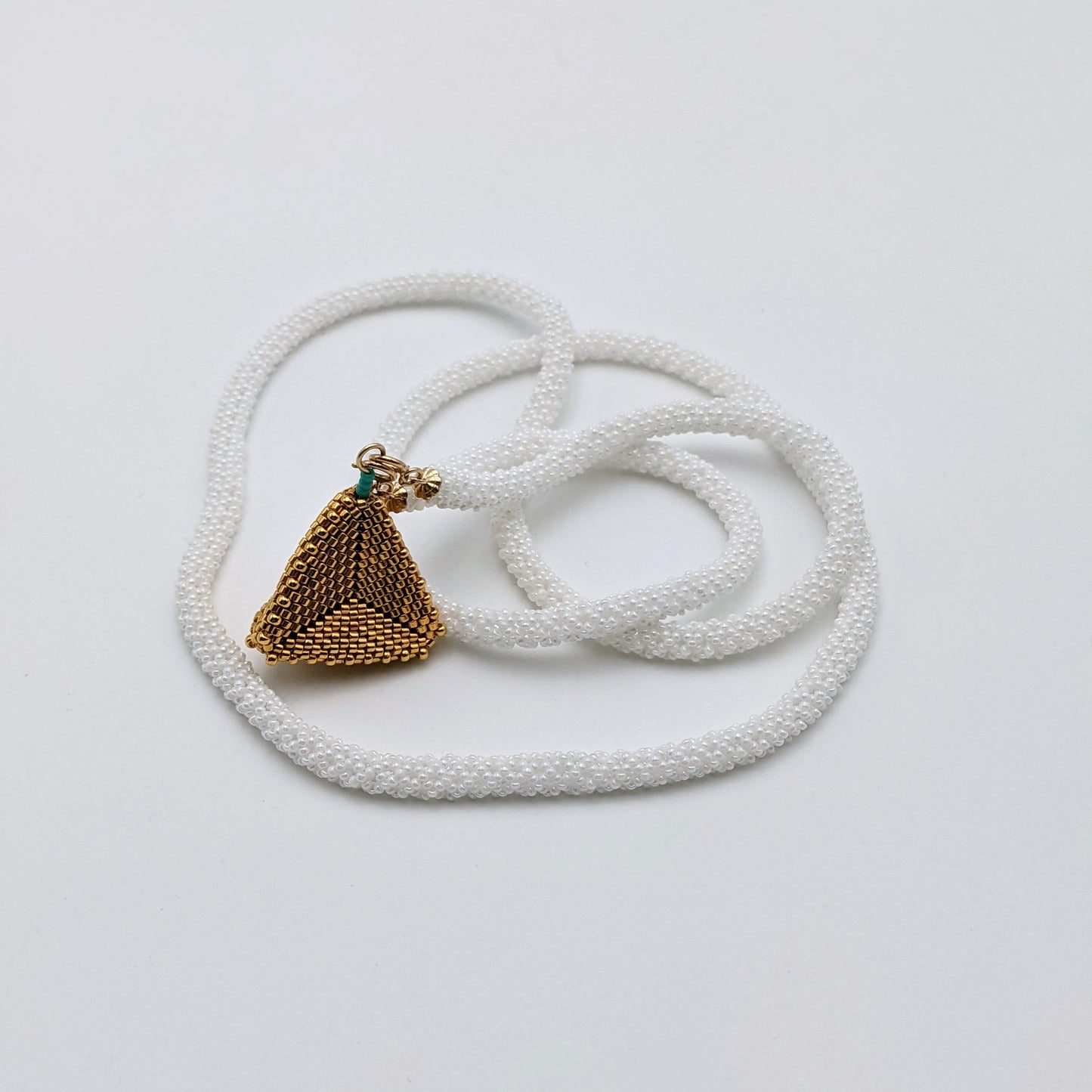 Geo Solid NL White Rope 24K Tetrahedron
