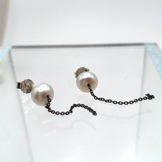 SS Pearl and Chain Stud Earrings - White