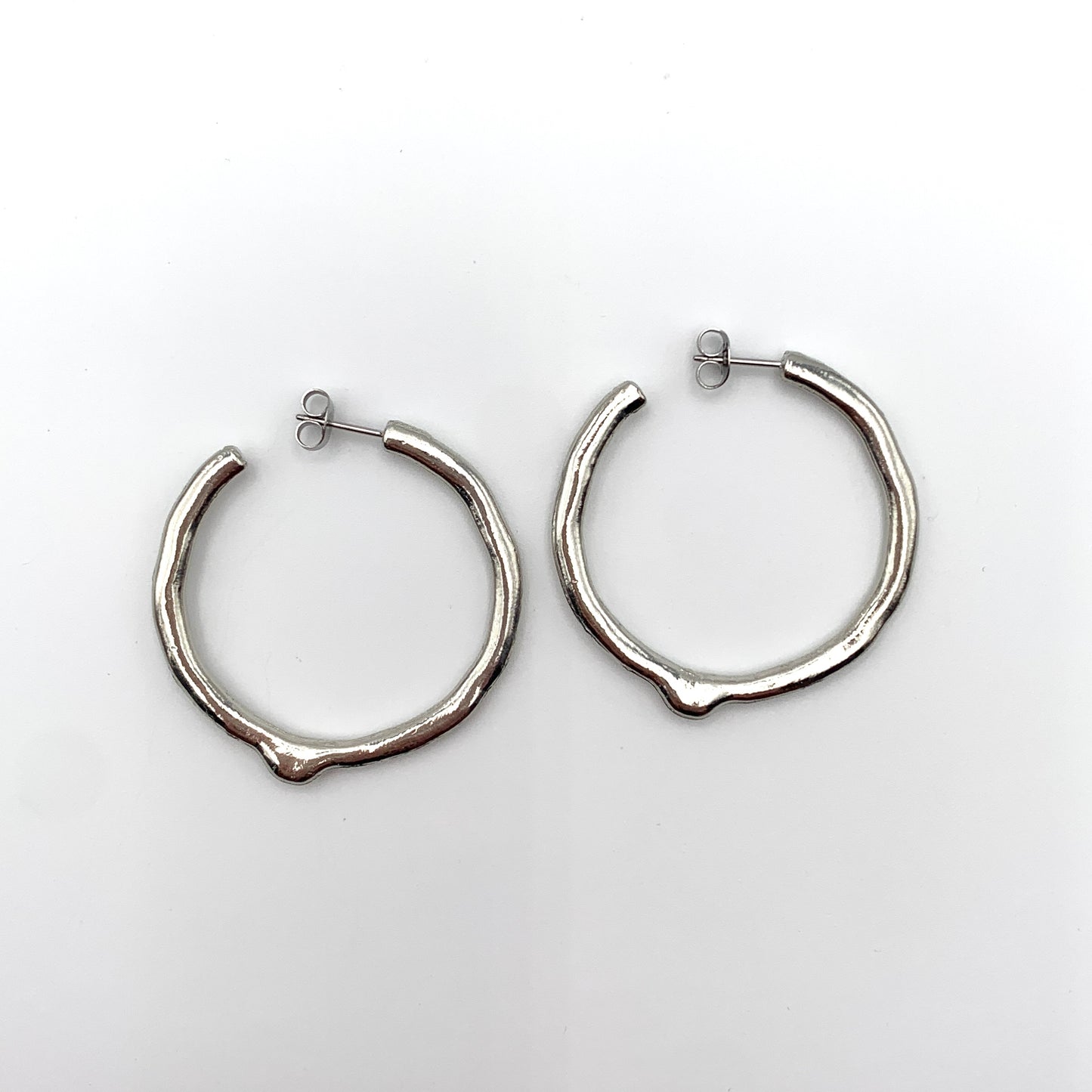 2024 Jerome Earring - Silvery