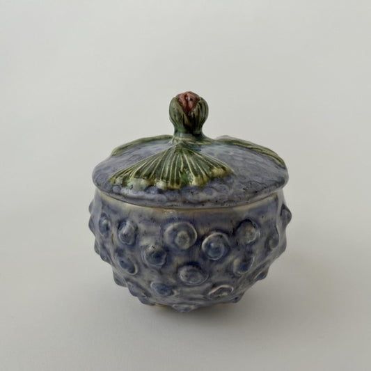 Covered Jar with Ginkgo Leaves