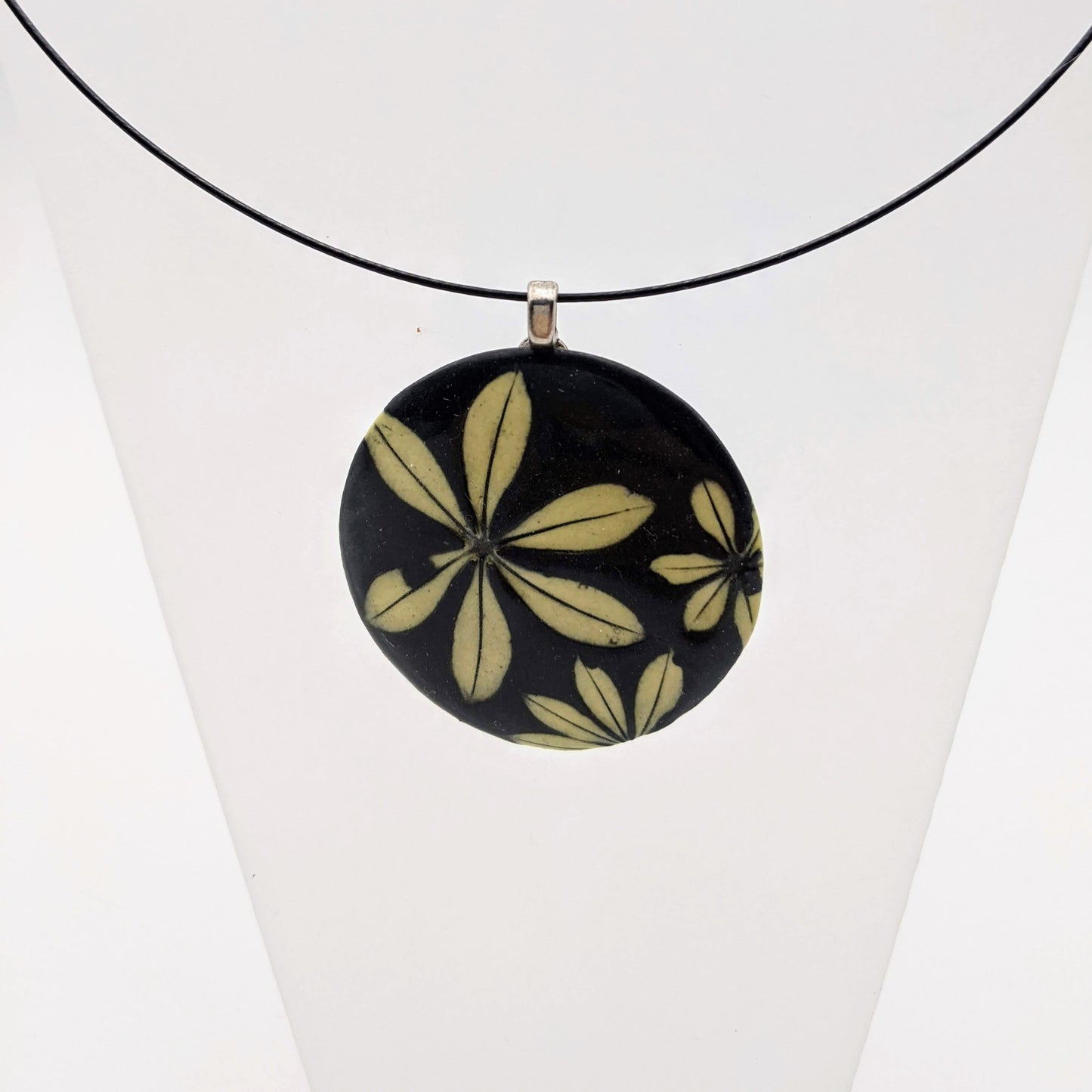 Pendant: Sweet Woodruff (Assorted colours)