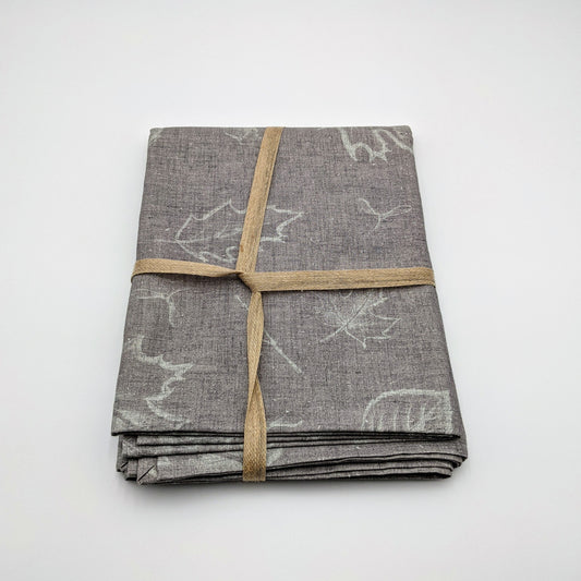 Tablecloth - grey multi leaf
