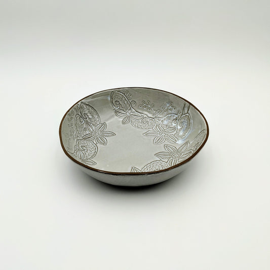 Bowl Med. Shallow Grey Lace